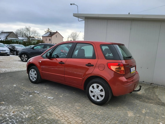 Suzuki SX4 cena 15500 przebieg: 185500, rok produkcji 2006 z Lubań małe 466